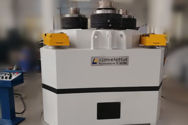 關(guān)于型材彎曲機，這些注意事項不可忽視